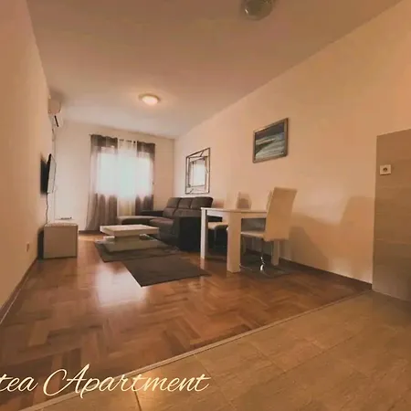 Matea Apartment *